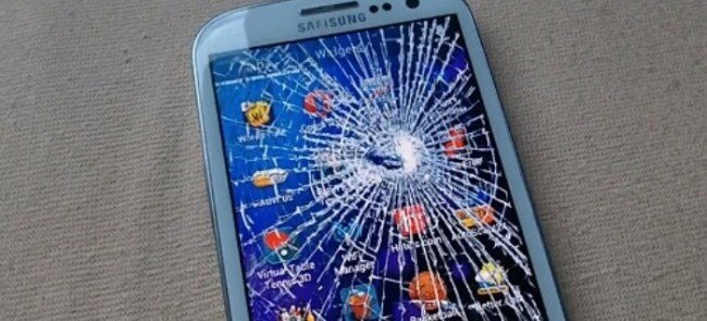 Разбитый телефон Андроид